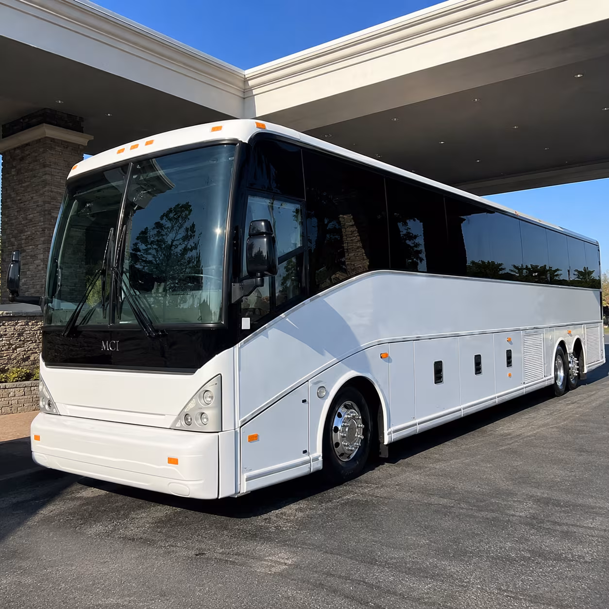 airport transfers to graceland beale street and downtown memphis hotels