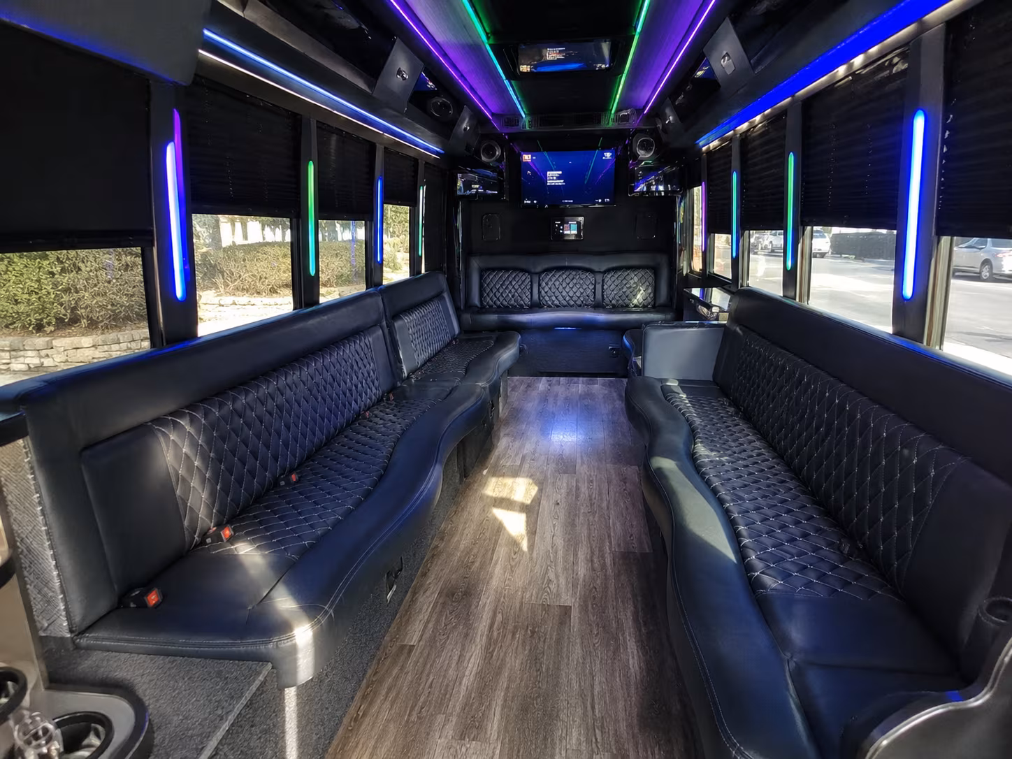 memphis 15 passenger party bus interior