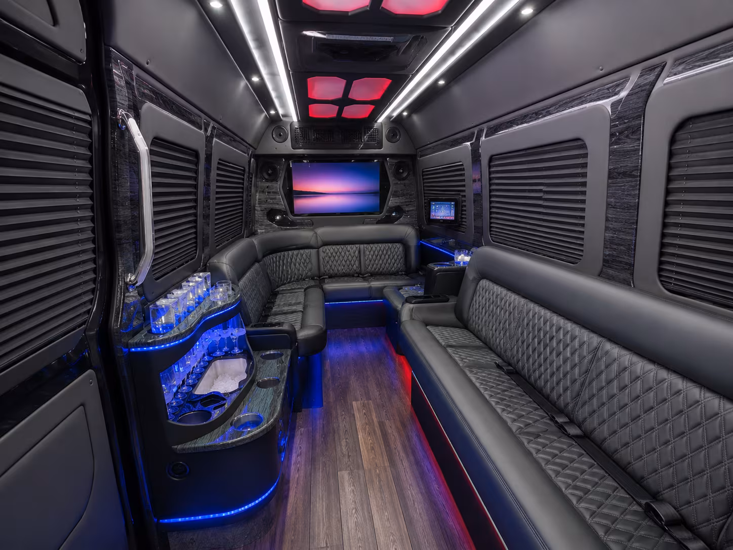memphis 30 passenger party bus
